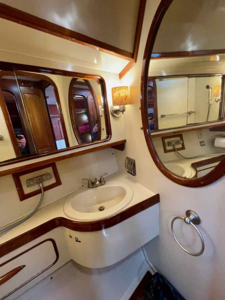 1982 Gulfstar 60