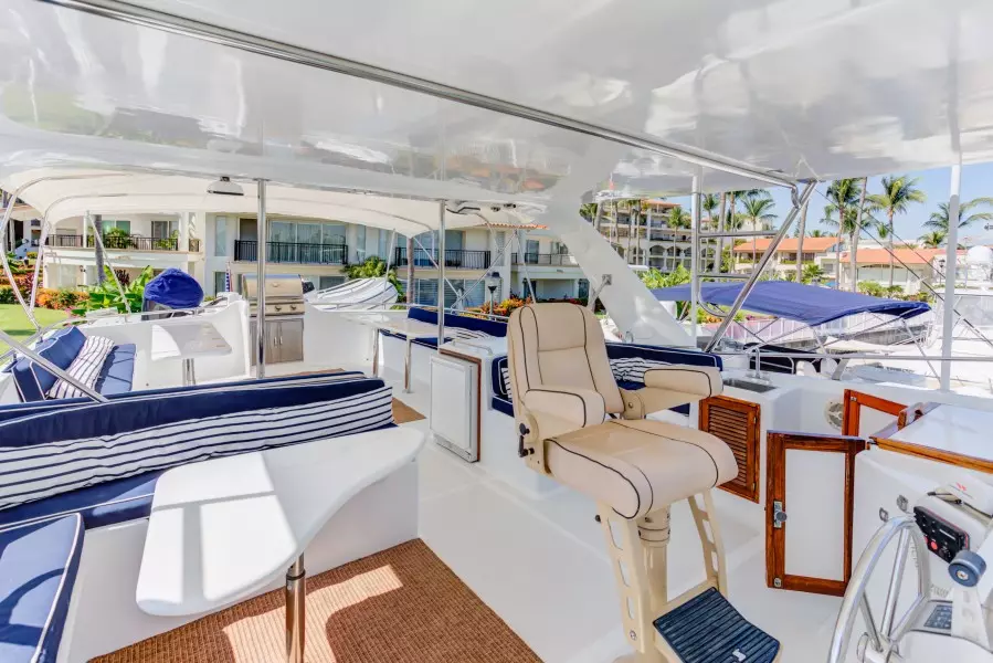 Upper Deck