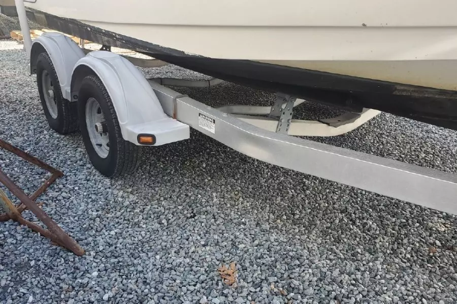 2011 Boston Whaler 180 Dauntless