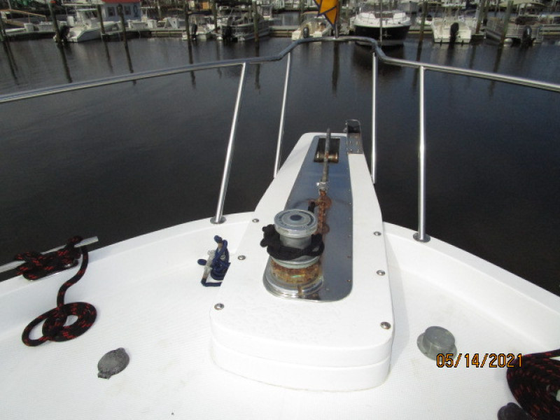 55' Ocean Alexander anchor windlass