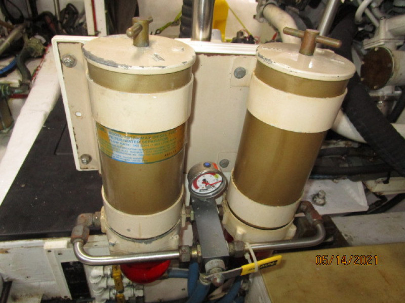 55' Ocean Alexander port Racor fuel filters