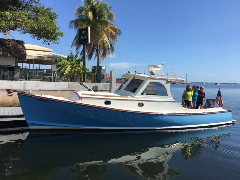 CHEROKEE 32ft Wasque Yacht For Sale