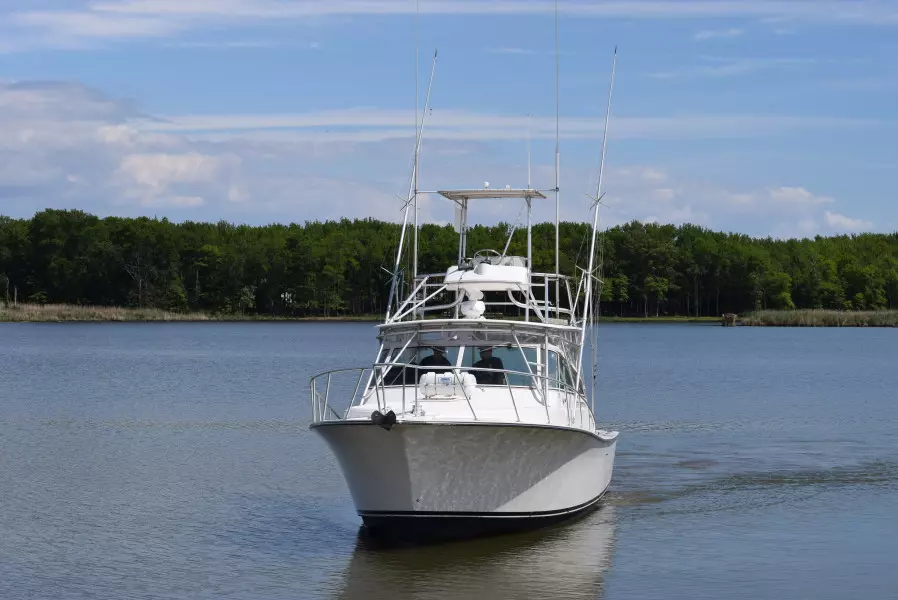 Live Wire 35ft Henriques Yacht For Sale