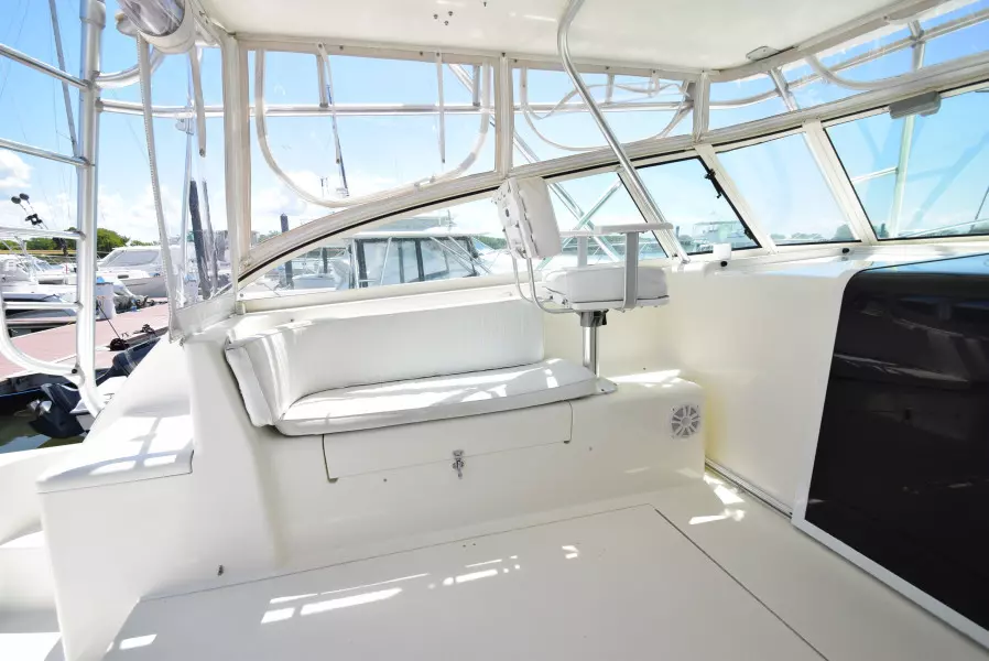 Live Wire 35ft Henriques Yacht For Sale