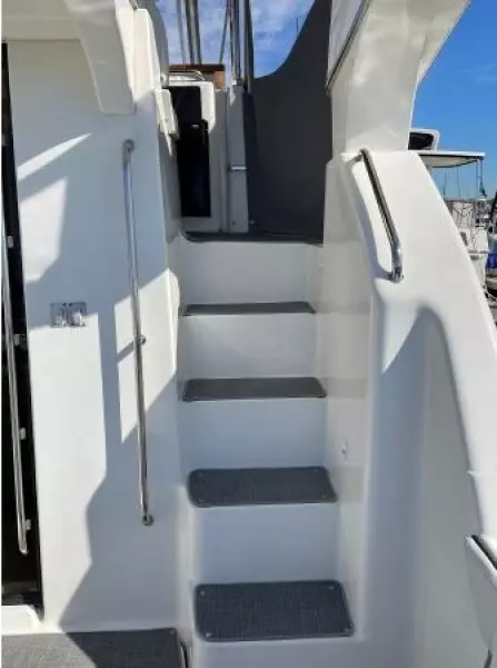 2001 Silverton 330 Sport Bridge