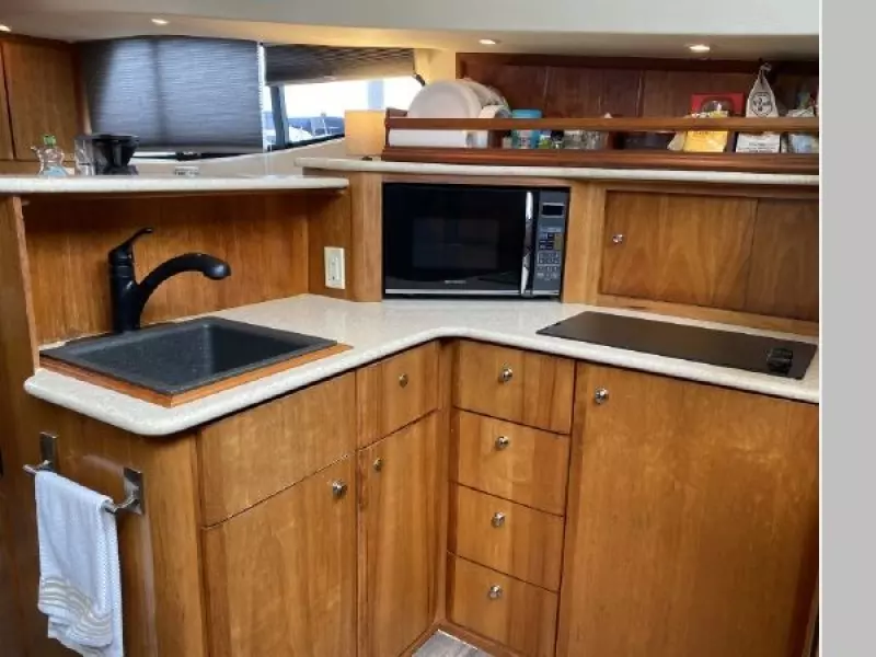 2001 Silverton 330 Sport Bridge