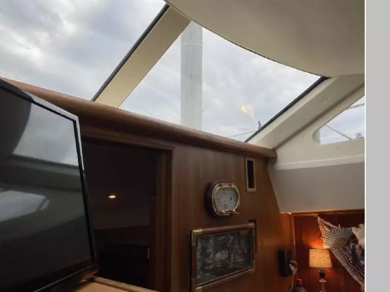 2001 Silverton 330 Sport Bridge