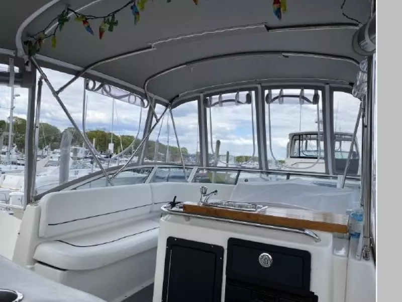 2001 Silverton 330 Sport Bridge