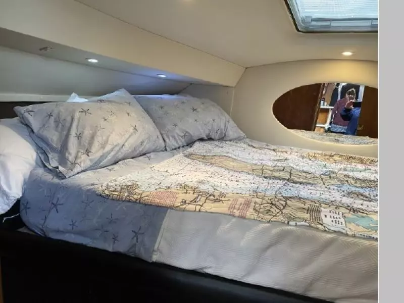 2001 Silverton 330 Sport Bridge