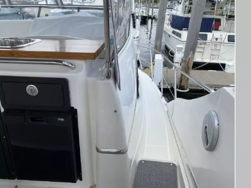 2001 Silverton 330 Sport Bridge