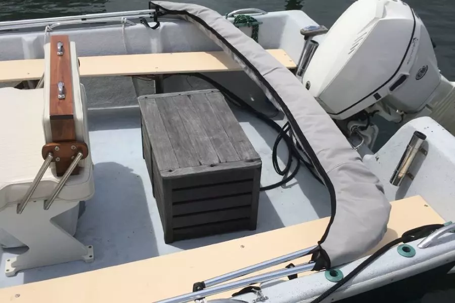 1999 Seaway 19 Center Console Skiff
