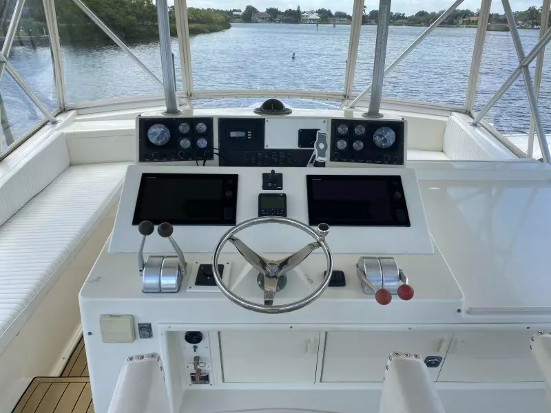 1990 Viking 