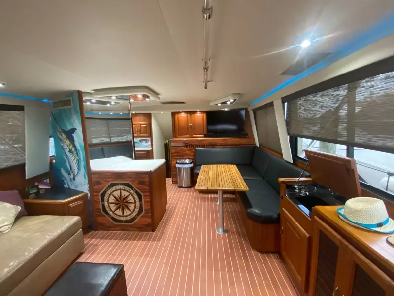 1990 Viking 