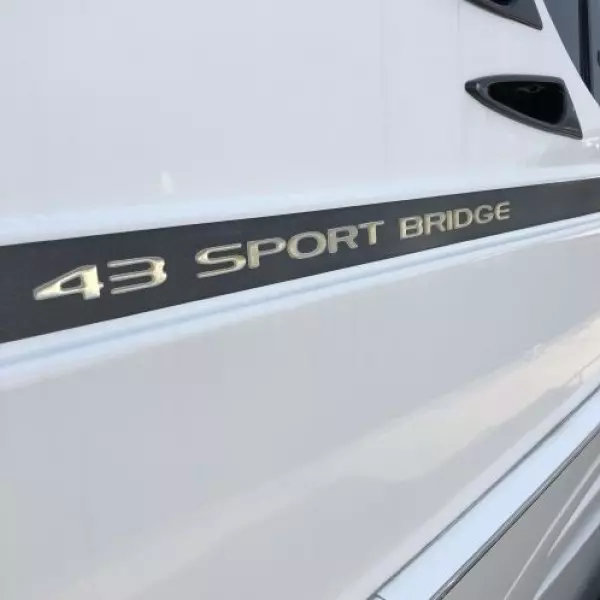 2006 Silverton 43 Sport Bridge