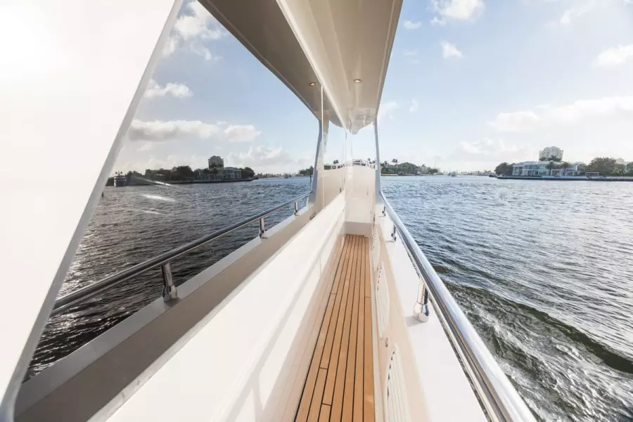 Side Deck