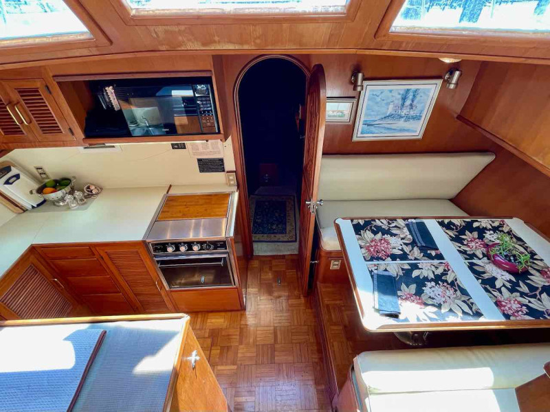 1986 Oceania 40 Sundeck