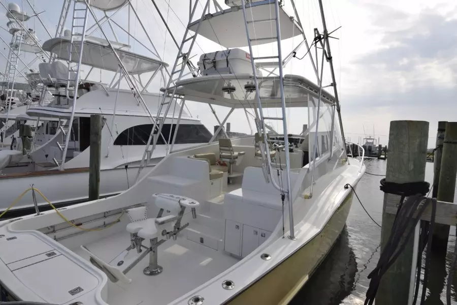 Yellow Fin 36ft Hatteras Yacht For Sale