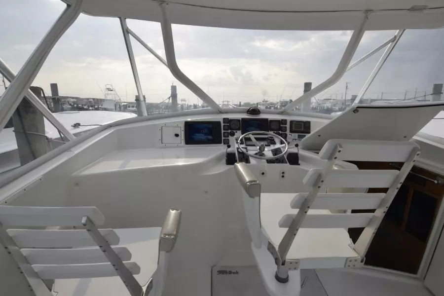 Yellow Fin 36ft Hatteras Yacht For Sale
