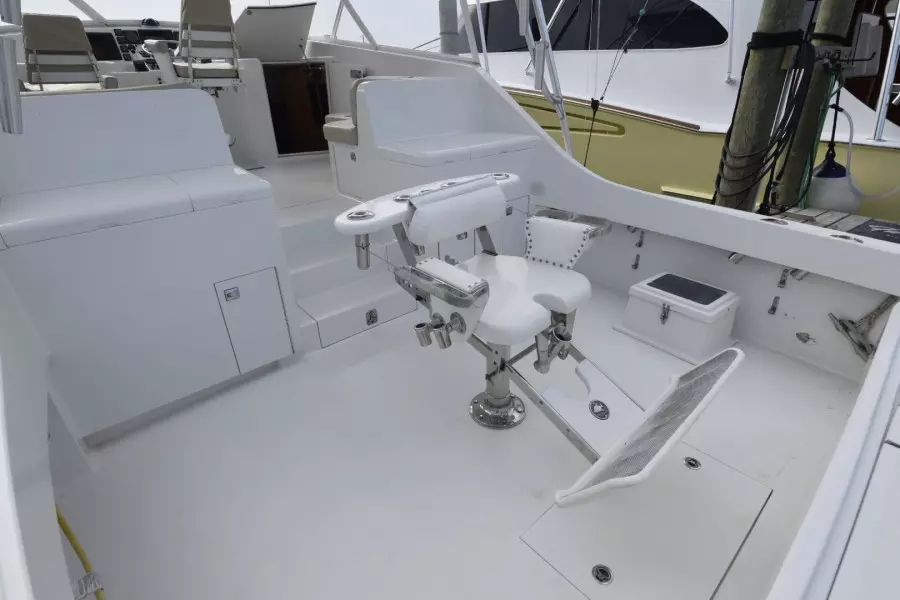 Yellow Fin 36ft Hatteras Yacht For Sale
