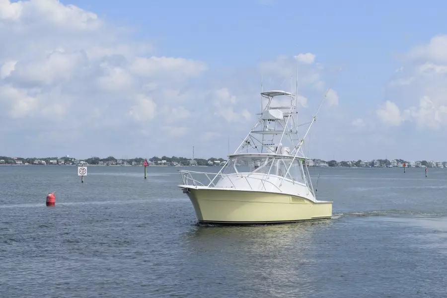 Yellow Fin 36ft Hatteras Yacht For Sale