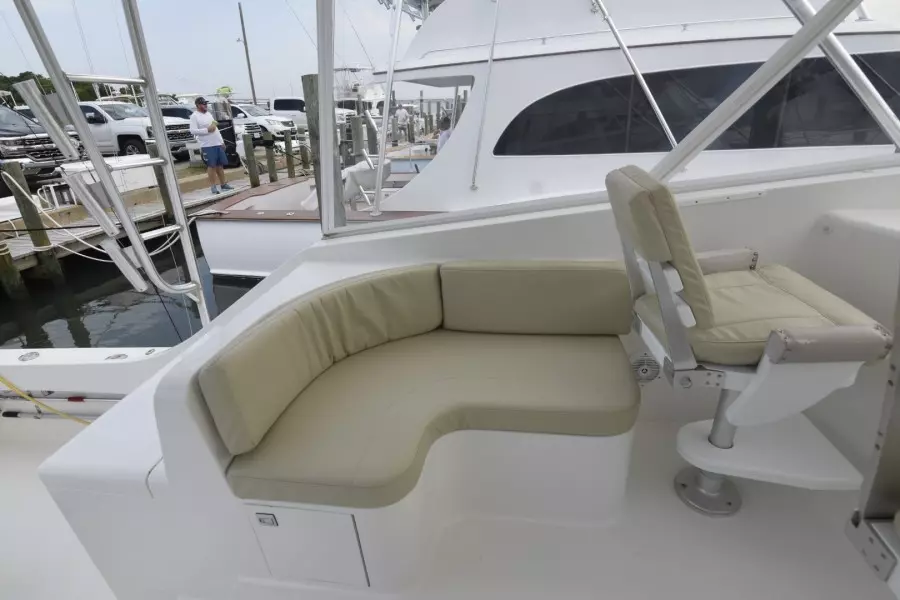 Yellow Fin 36ft Hatteras Yacht For Sale