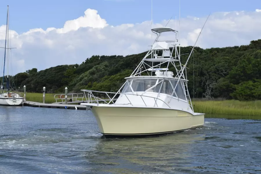 Yellow Fin 36ft Hatteras Yacht For Sale