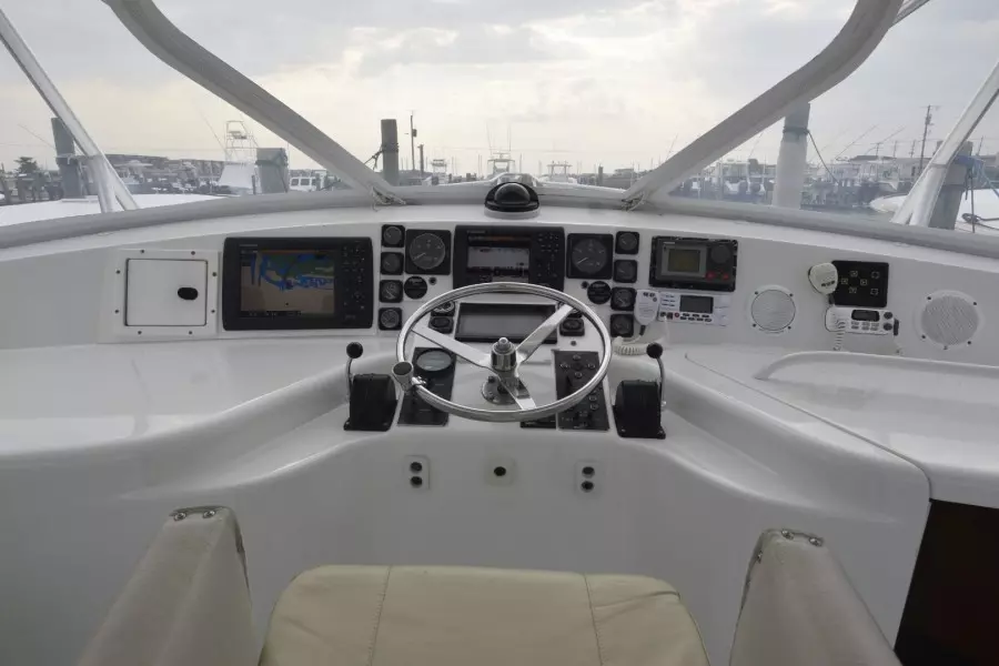 Yellow Fin 36ft Hatteras Yacht For Sale