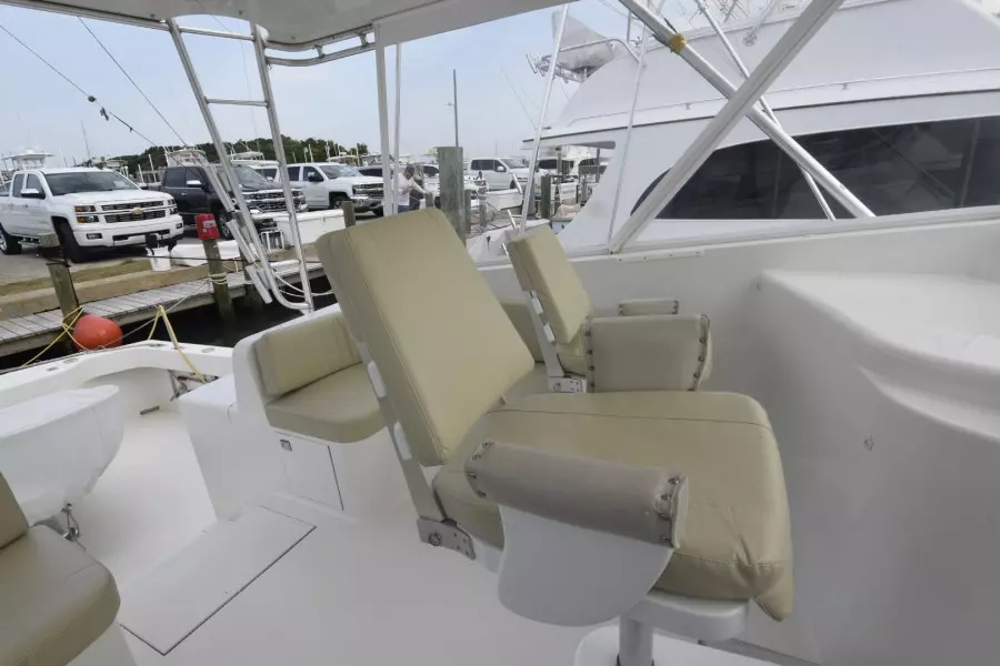 Yellow Fin 36ft Hatteras Yacht For Sale