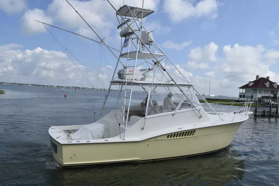 Yellow Fin 36ft Hatteras Yacht For Sale