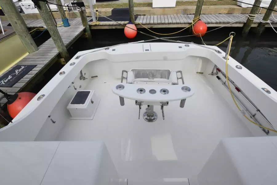 Yellow Fin 36ft Hatteras Yacht For Sale