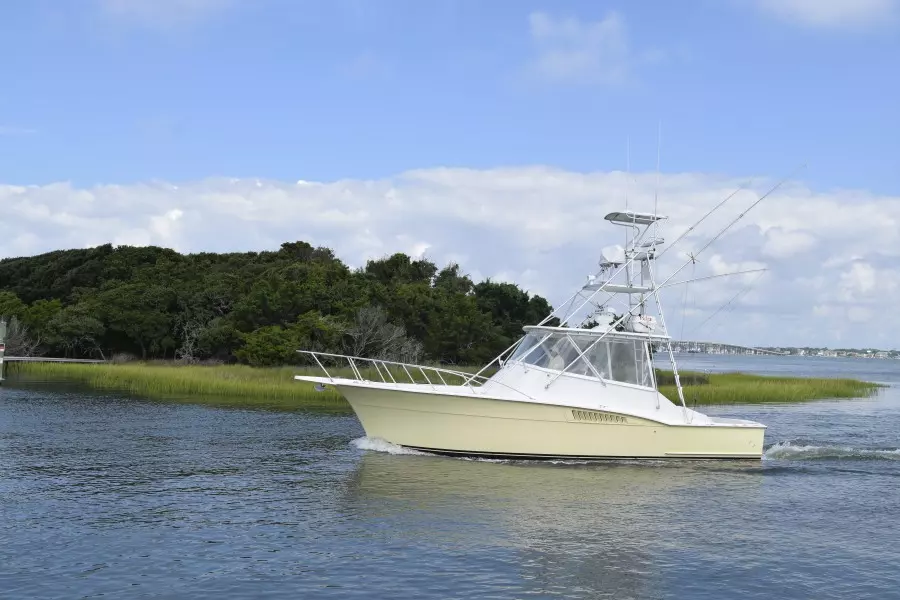 Yellow Fin 36ft Hatteras Yacht For Sale