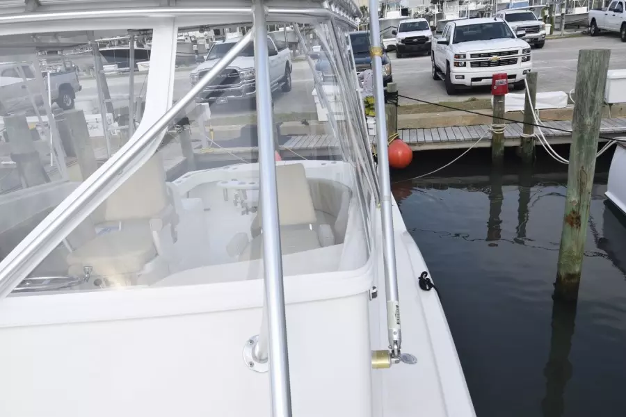 Yellow Fin 36ft Hatteras Yacht For Sale
