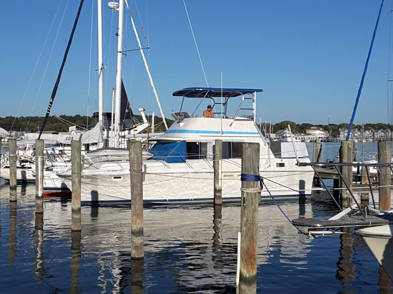 1984 Uniflite Aft cabin