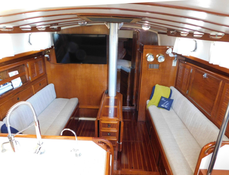 1989 Brewer 44