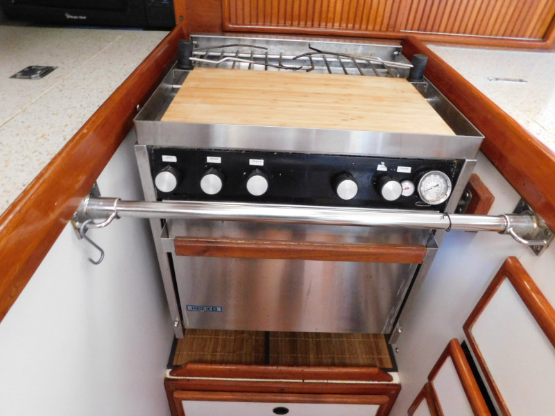 1989 Brewer 44