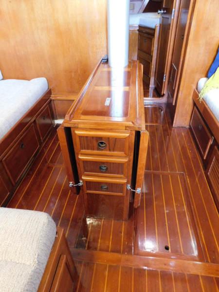 1989 Brewer 44