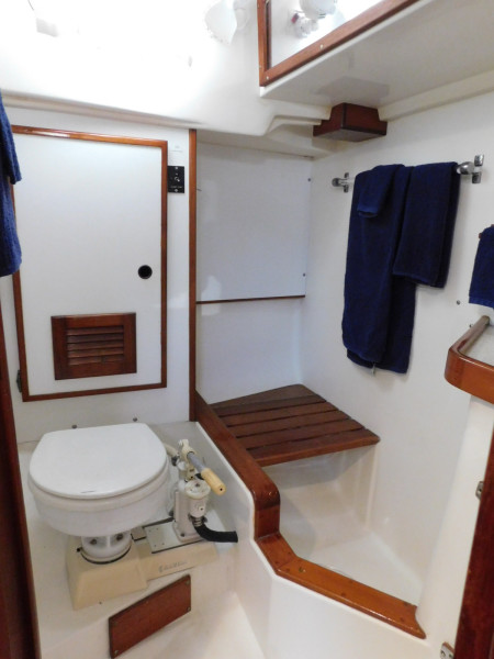 1989 Brewer 44