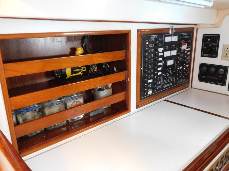 1989 Brewer 44