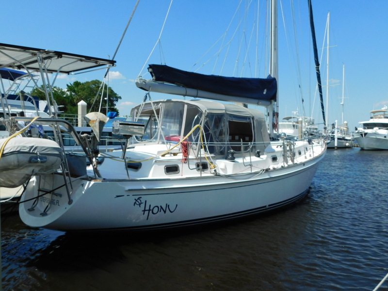 1989 Brewer 44