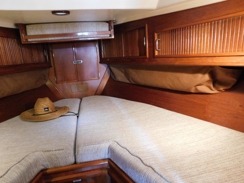 1989 Brewer 44