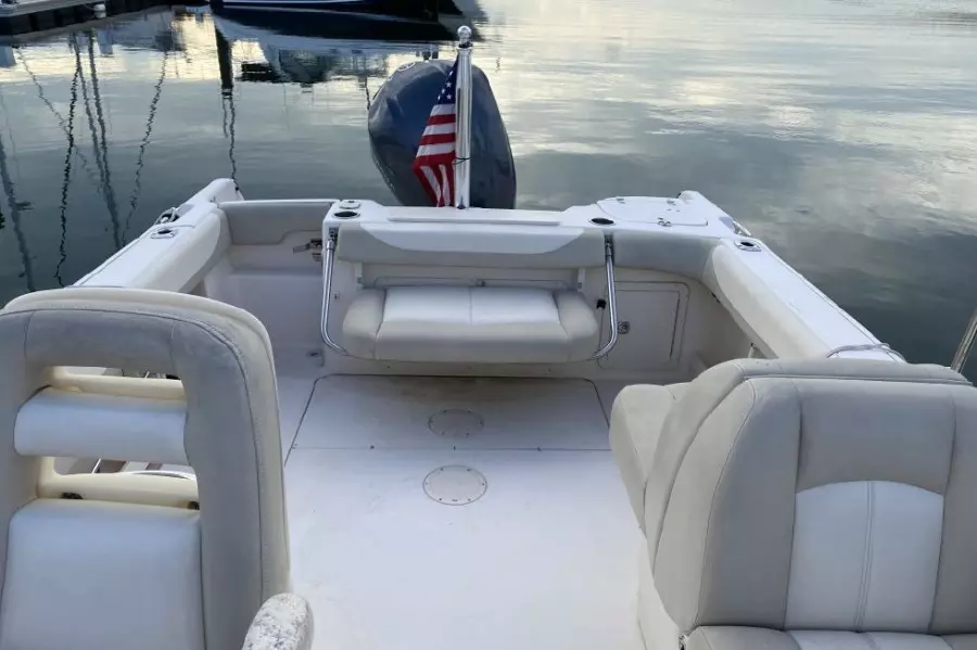 2012 Grady-White Freedom 255