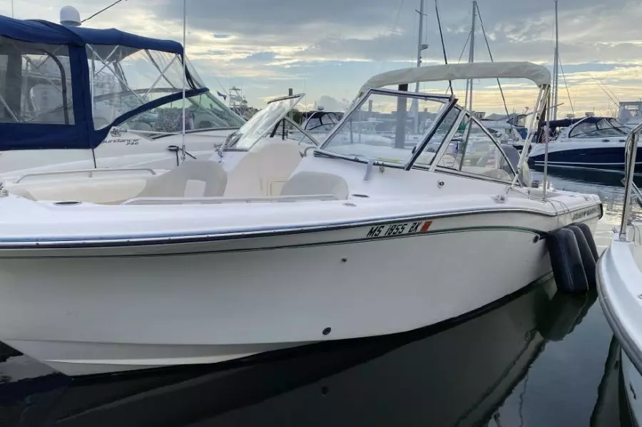 2012 Grady-White Freedom 255