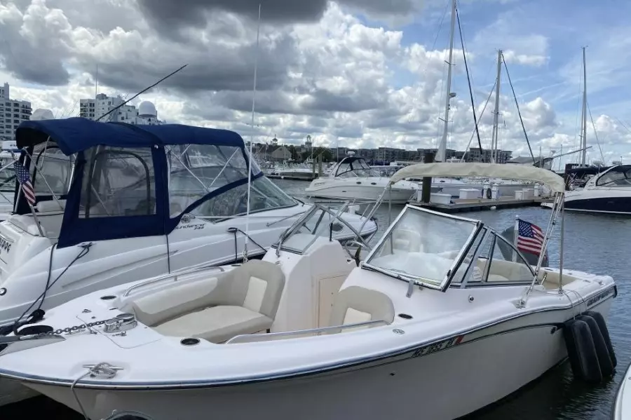 2012 Grady-White Freedom 255