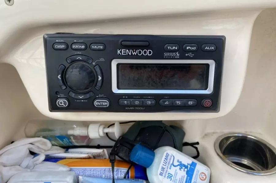 2012 Grady-White Freedom 255