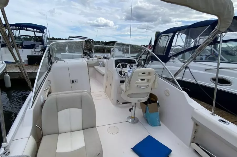 2012 Grady-White Freedom 255