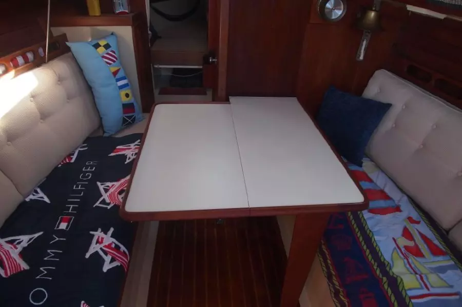 Day Game 25ft Ericson Yacht For Sale