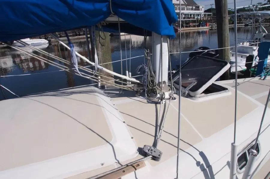 Day Game 25ft Ericson Yacht For Sale