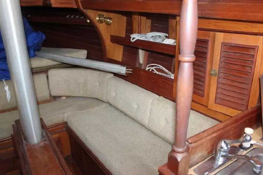 1984 Shannon 28