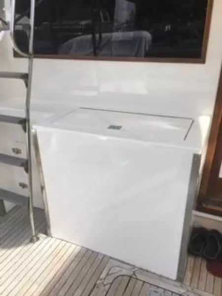 1975 Pacemaker Flybridge Convertible