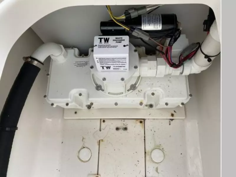 2013 Robalo R245 Walkaround